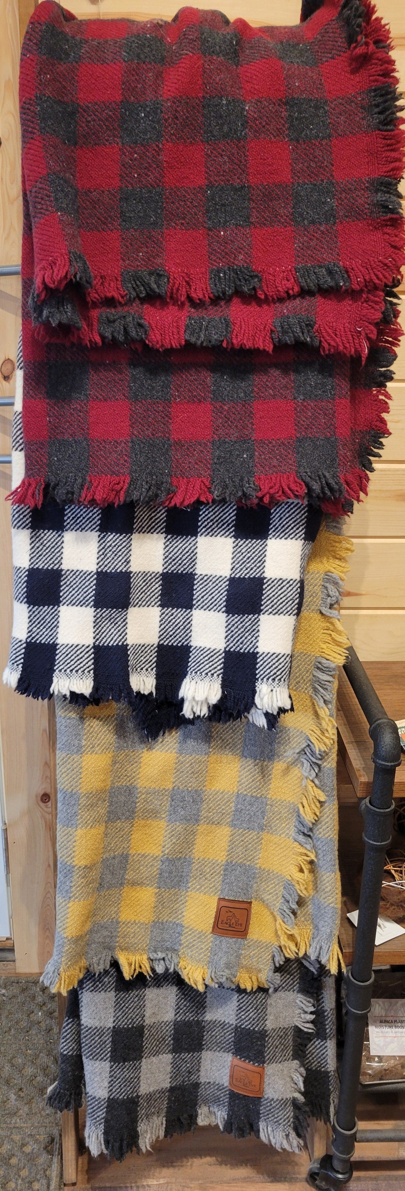 Farmhouse Plaid Blanket