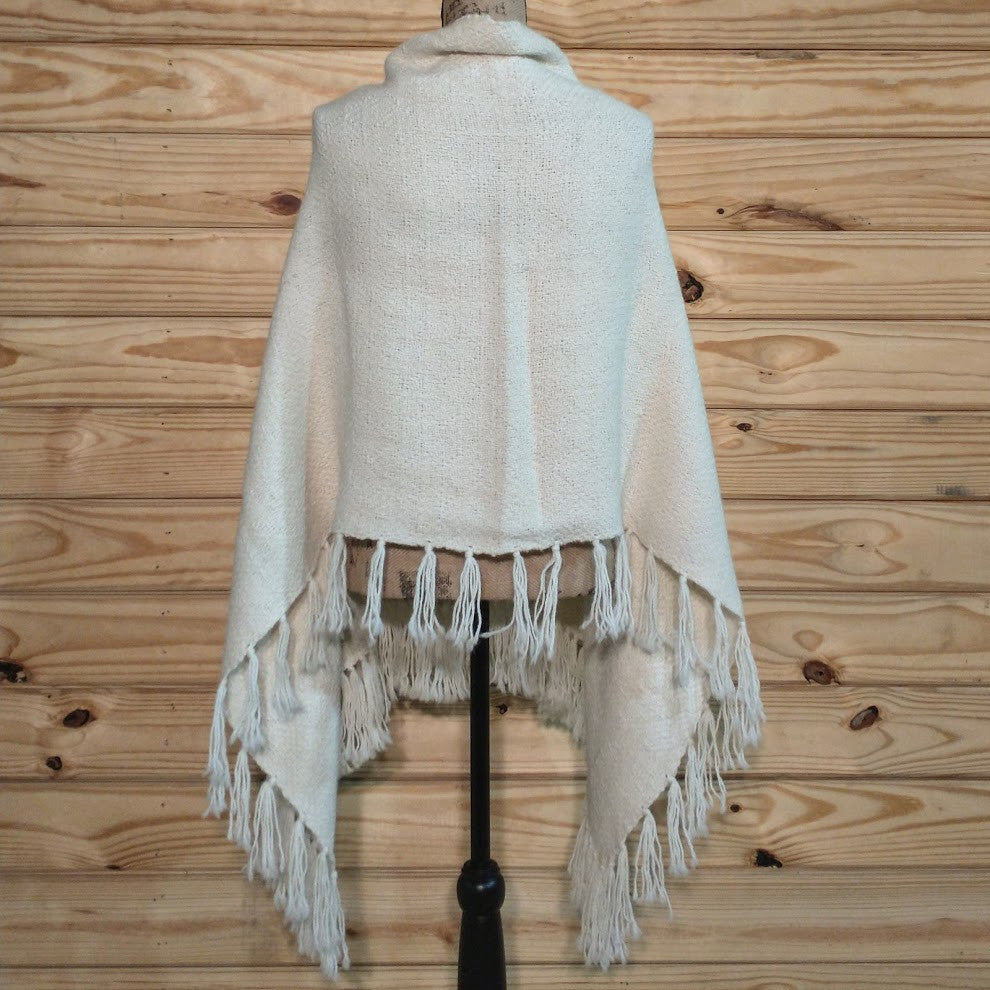 Handmade alpaca shawl Cream